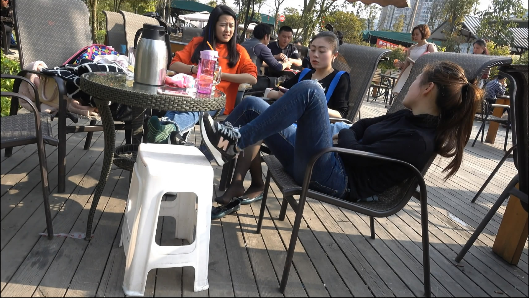 streetsnapnylon[00 00 03][20181205 213356 8]